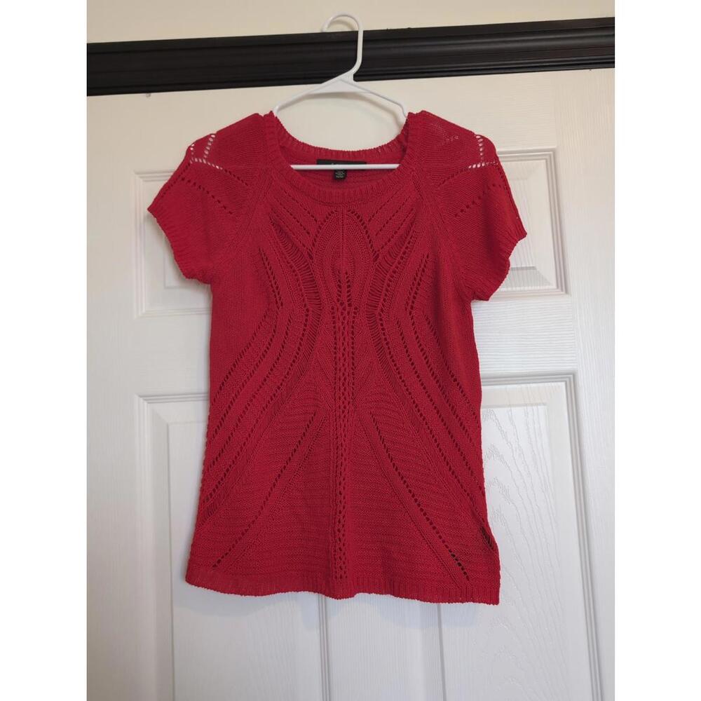 Medium red knit top